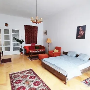 bross1.inbudapesthotels.com/